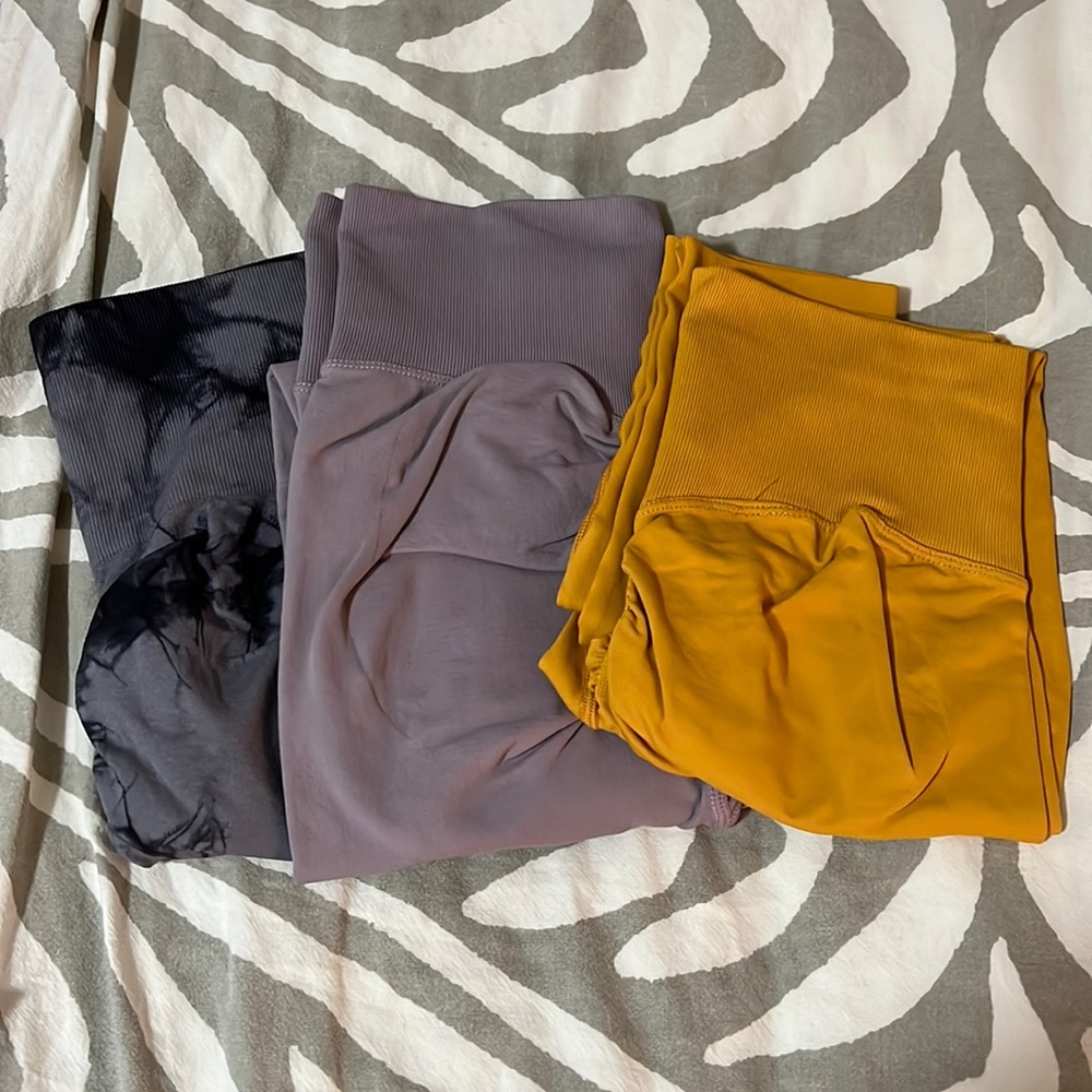 Bundle of leggings